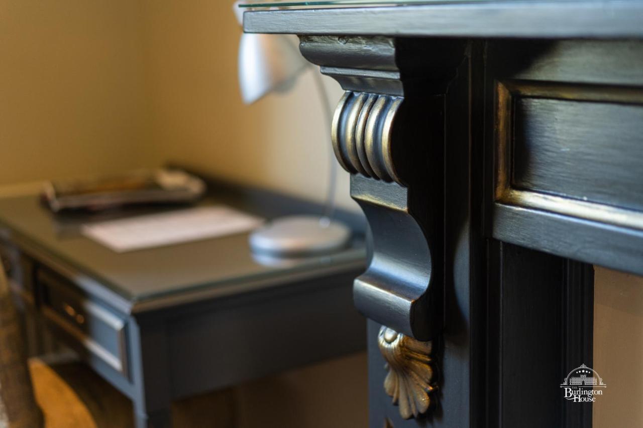 Bed and Breakfast Burlington House Boutique Оксфорд Екстер'єр фото Corbel