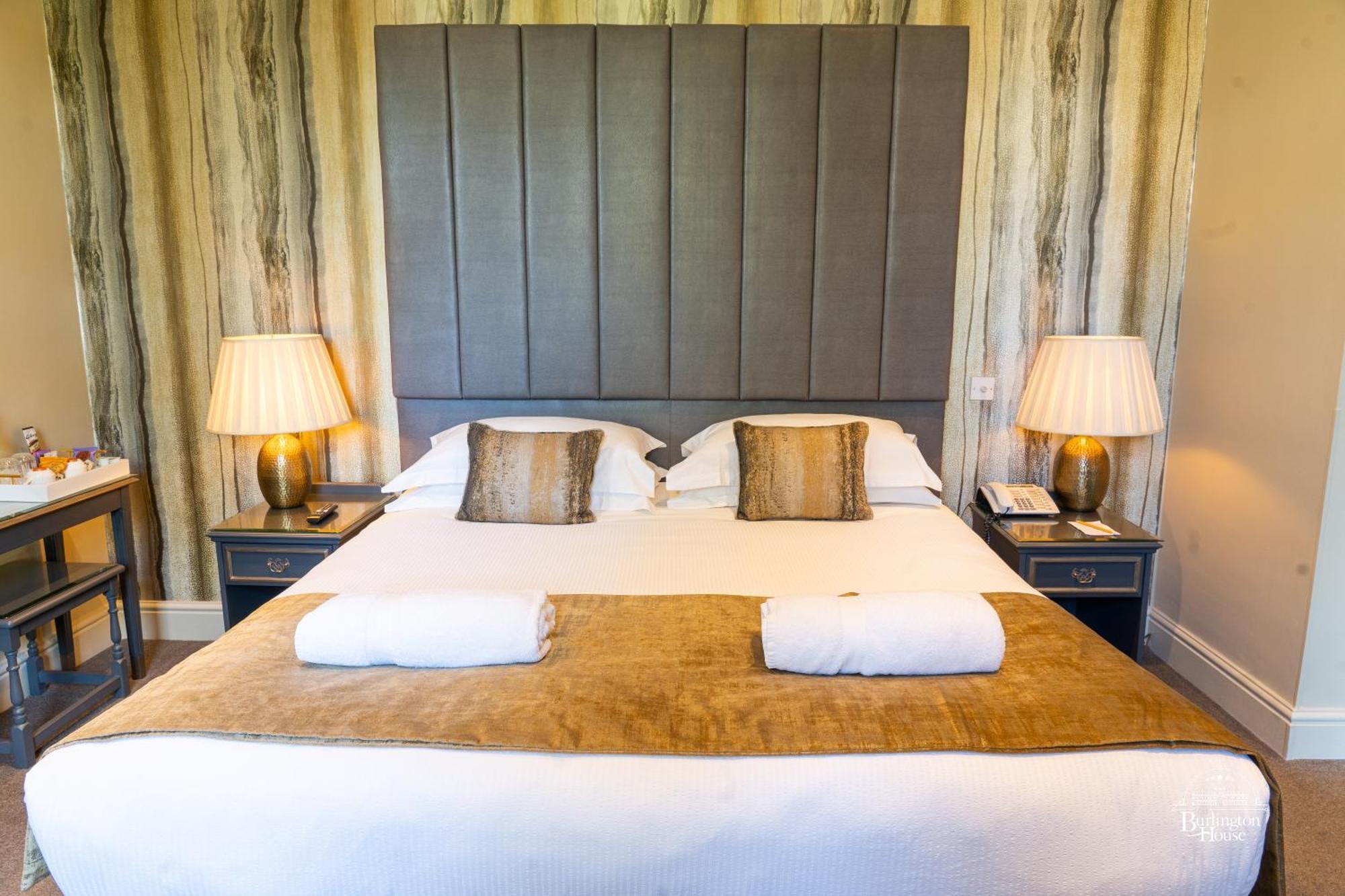 Bed and Breakfast Burlington House Boutique Оксфорд Номер фото A bedroom at the hotel
