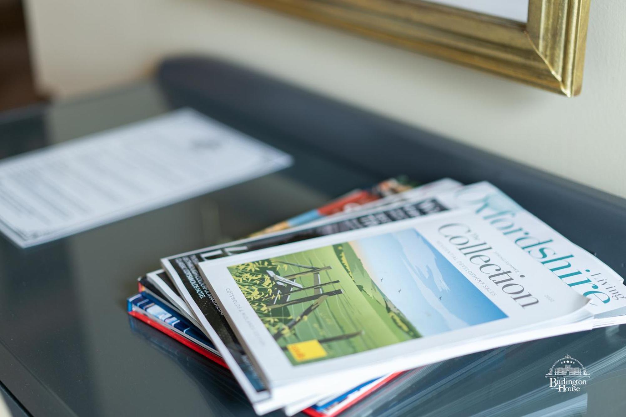 Bed and Breakfast Burlington House Boutique Оксфорд Номер фото Publications