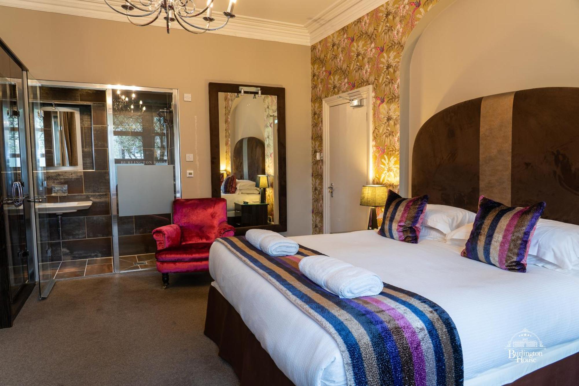 Bed and Breakfast Burlington House Boutique Оксфорд Номер фото A bedroom at the hotel